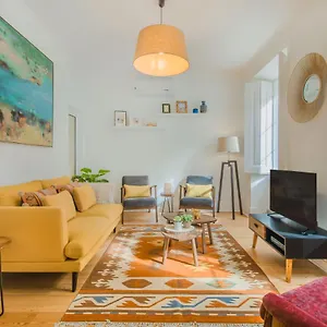 https://graa-trendy-flat.hotels-lisbon-portugal.com